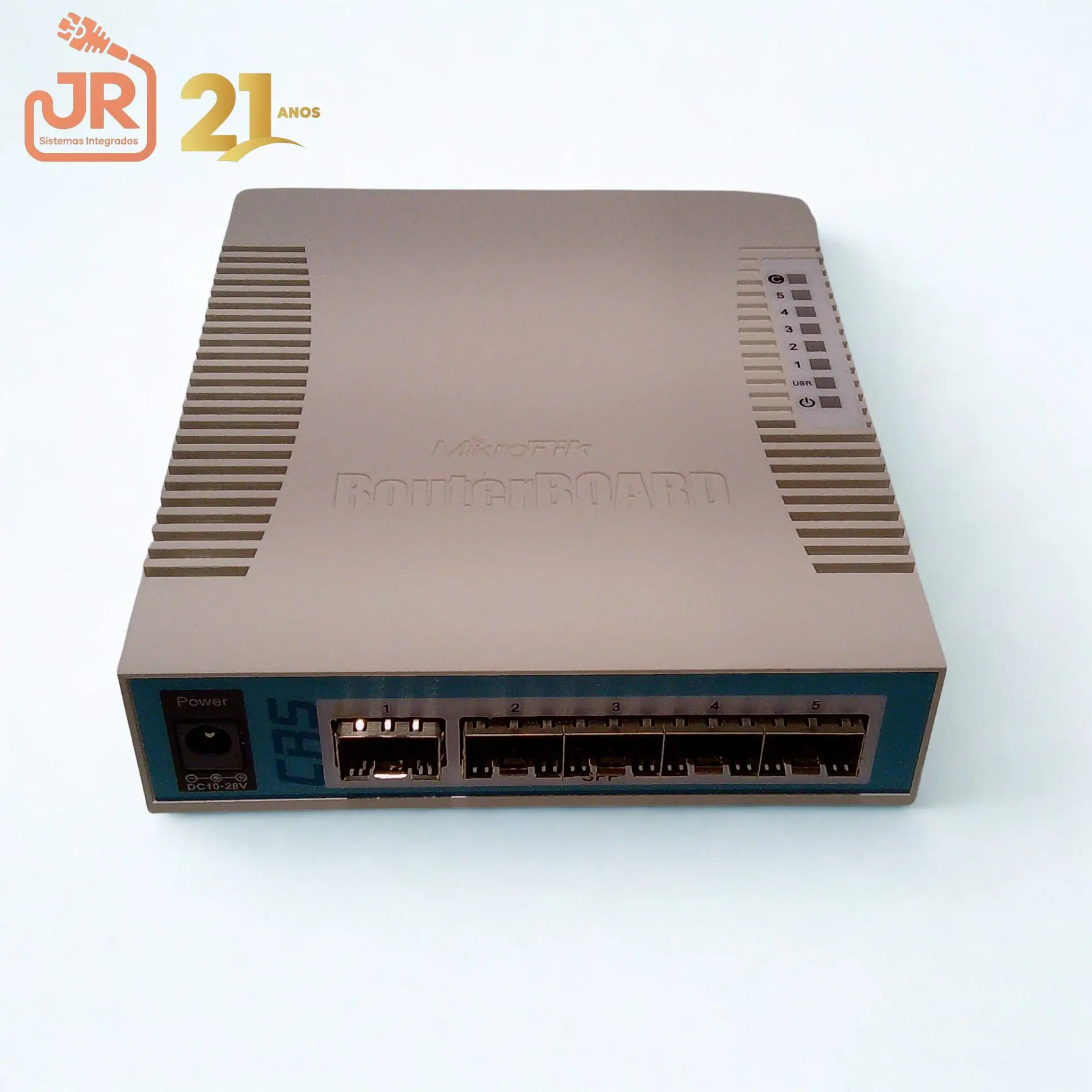 Switch/Roteador MikroTik CRS106-1C-5S (6 Portas Fibra/Ethernet) 1 Switch/Roteador MikroTik CRS106-1C-5S (6 Portas Fibra/Ethernet)